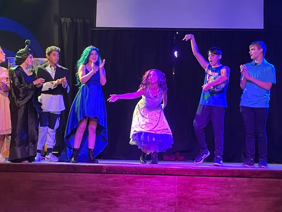 Descendants 2022 — photo 6