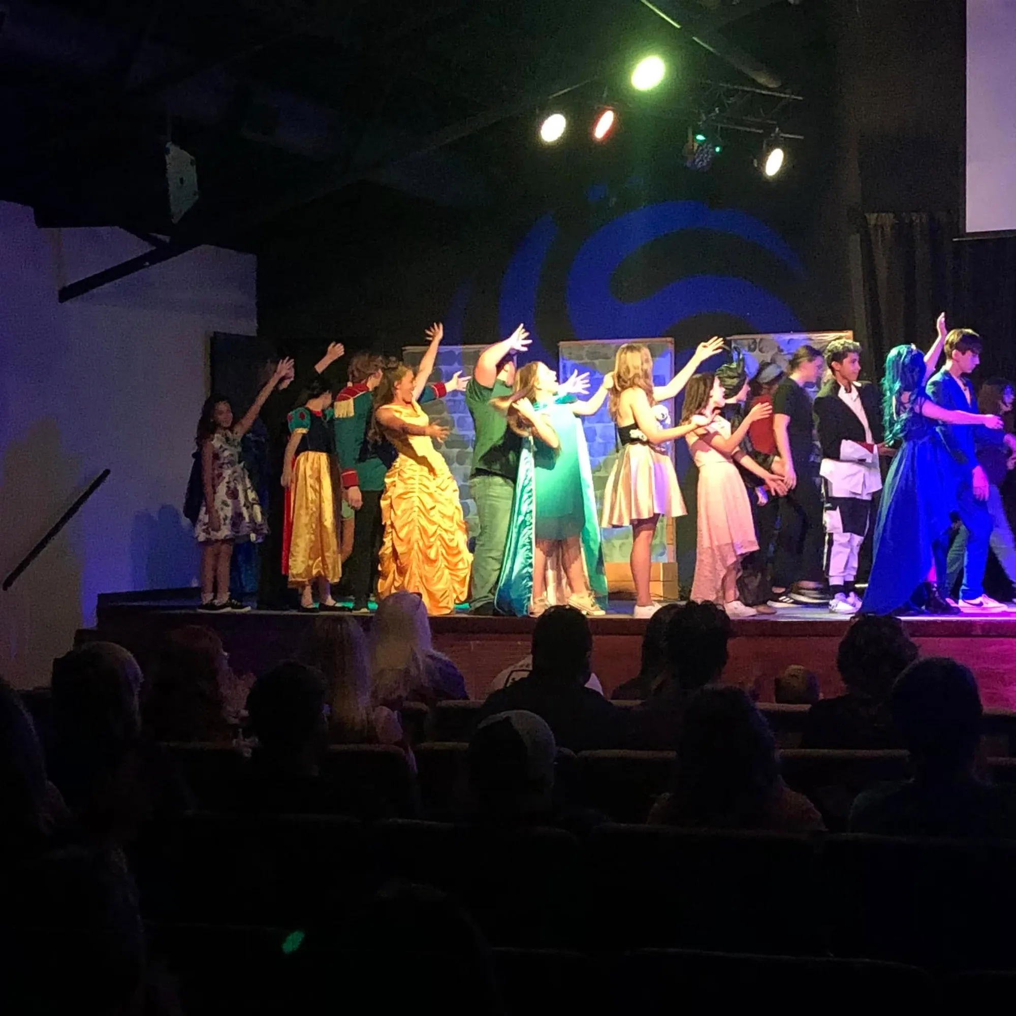 Descendants 2022 — photo 25